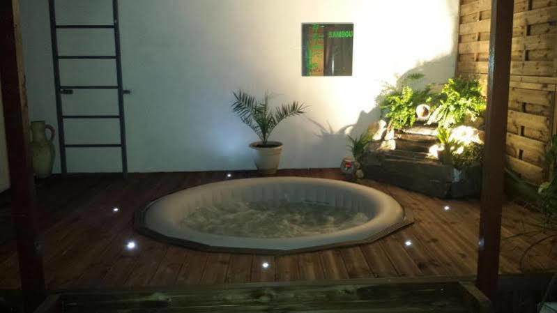 Hotel Le Palma Angouleme Luaran gambar